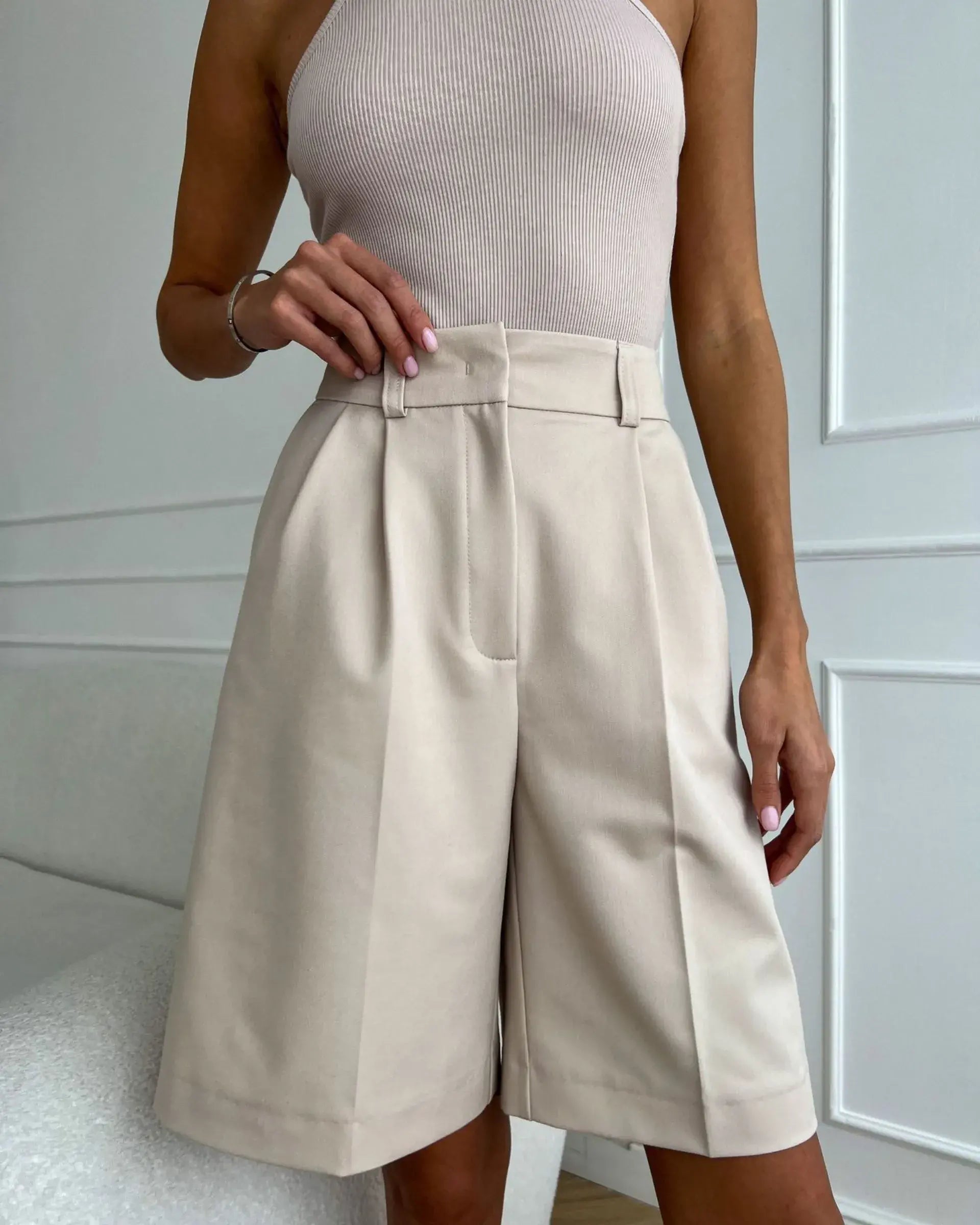 Daydrift Pleated High-Rise Short
