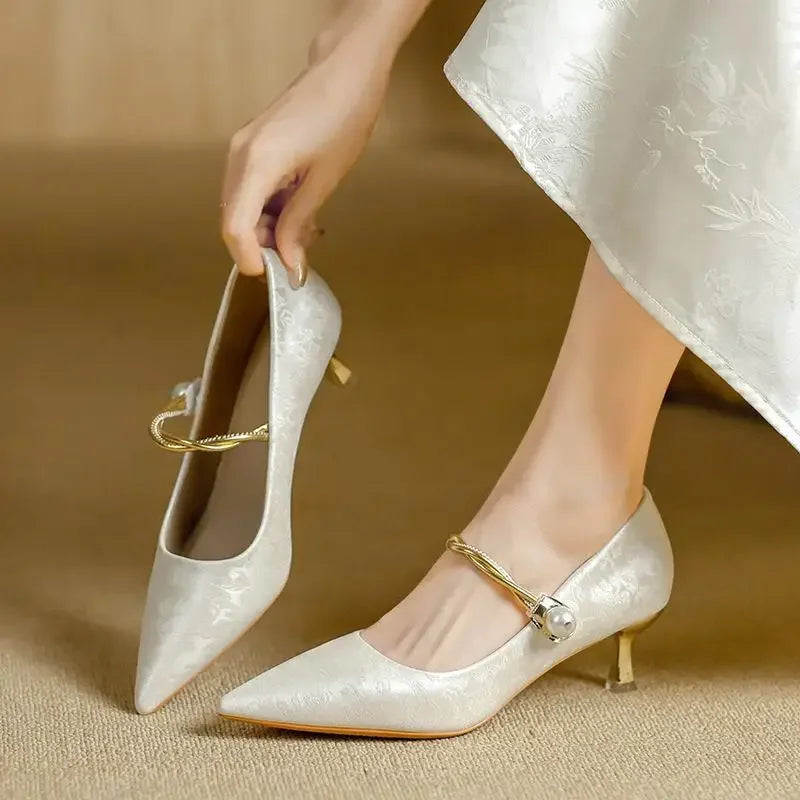 Monroe Elegant Kitten Heels