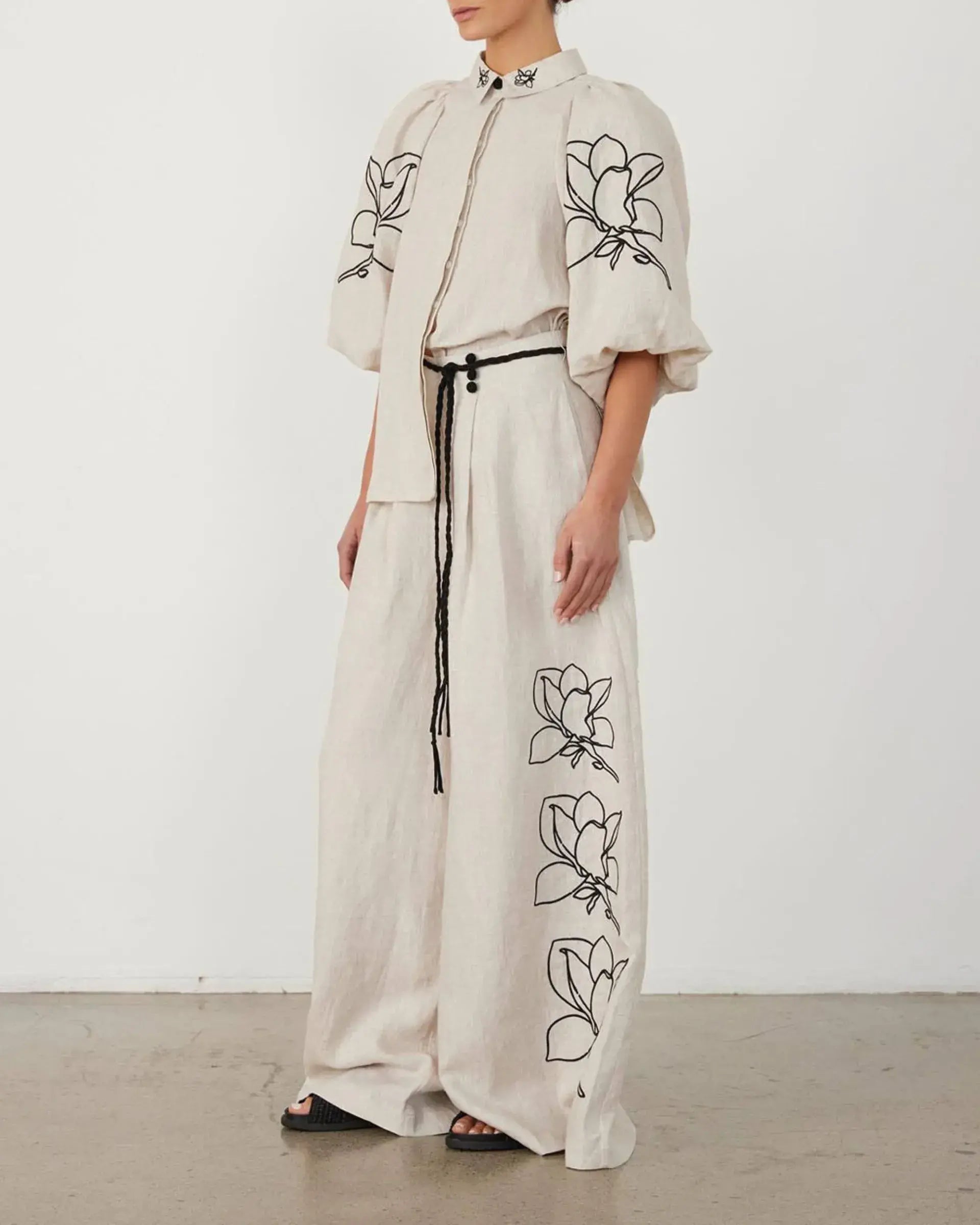 Puffer Sleeve Fashion Linen Embroidered Shirt