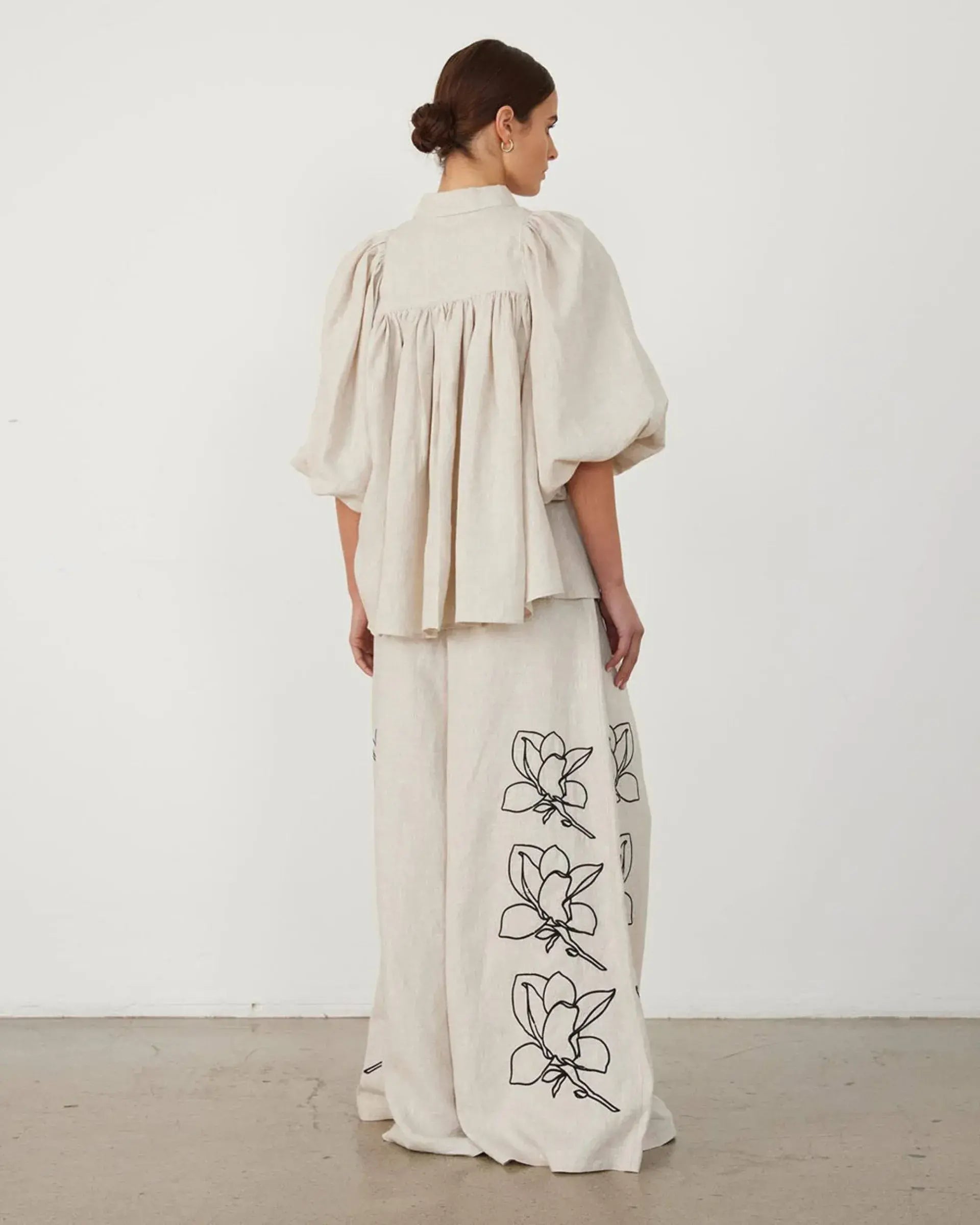 Puffer Sleeve Fashion Linen Embroidered Shirt