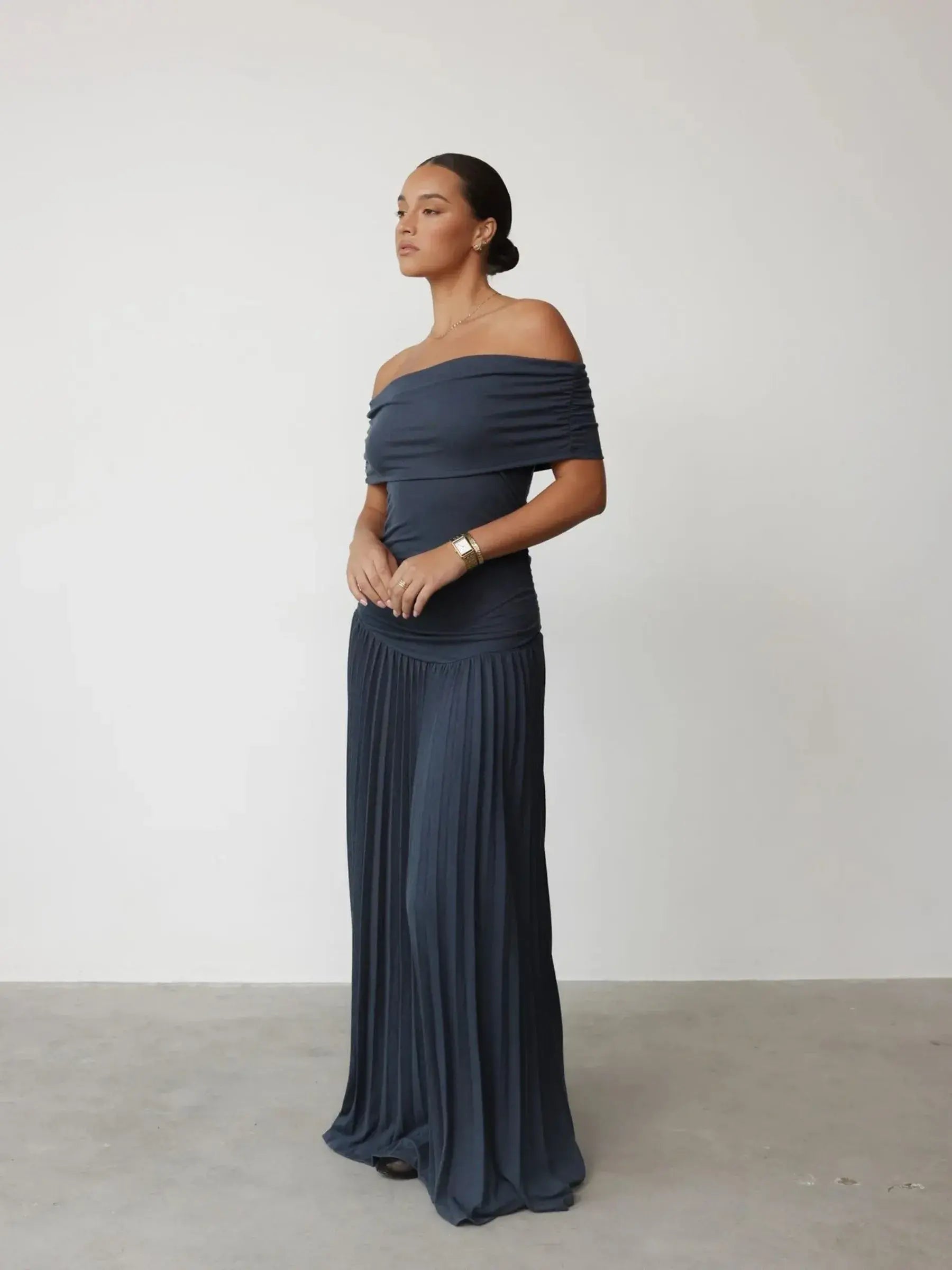 Meliora™ | Pleated Maxi Dress for Maternity