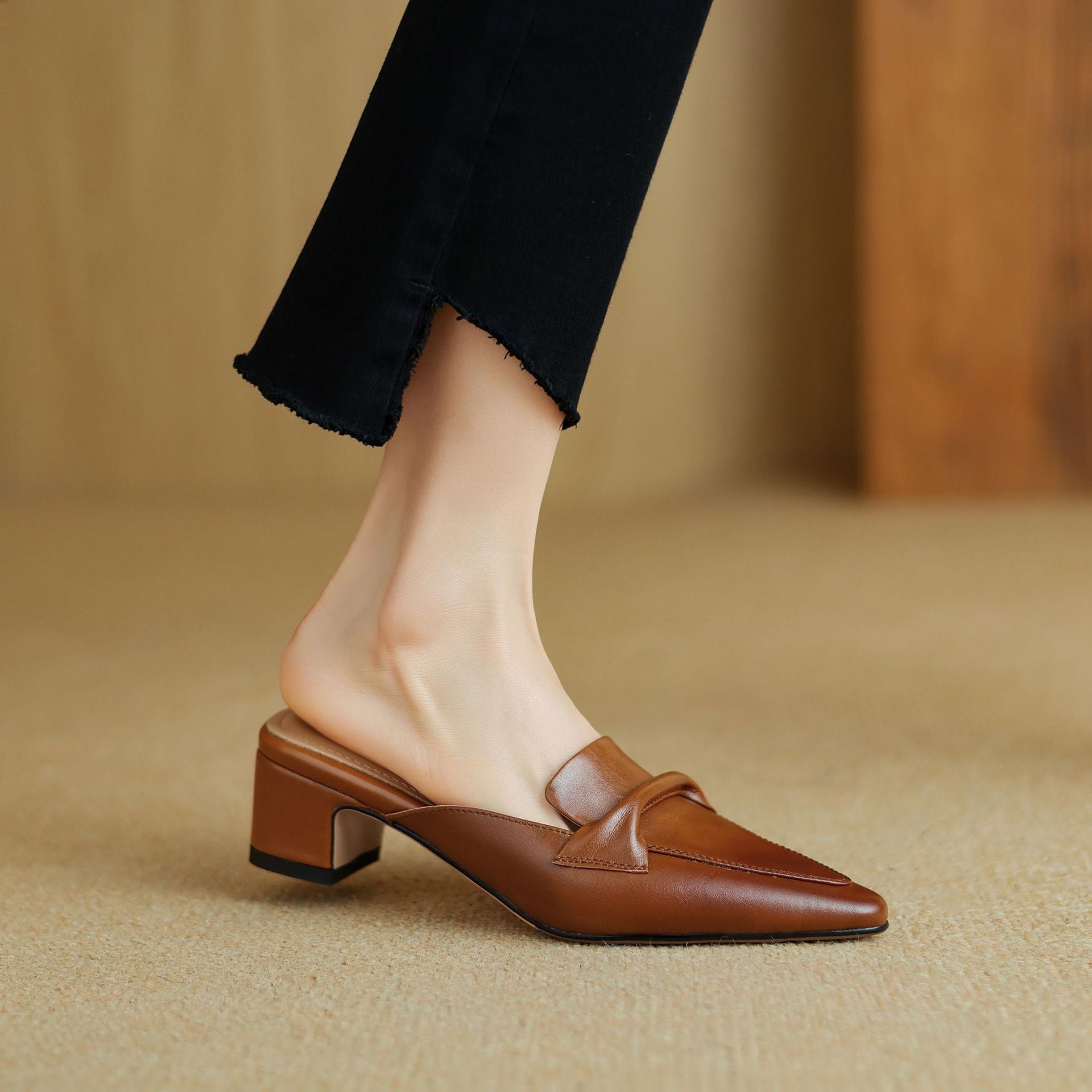 Genuine Leather Erlen Mules