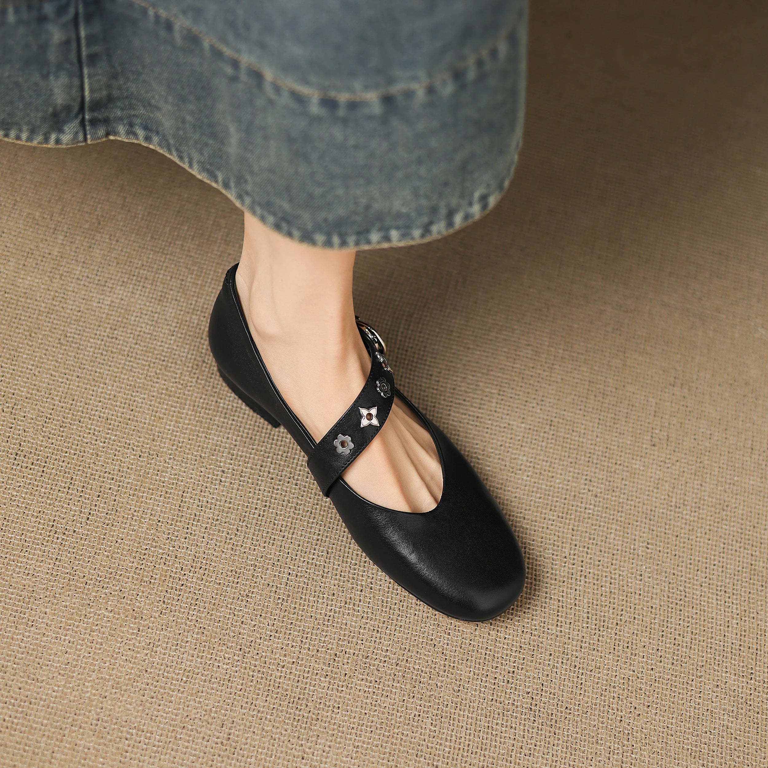 Noelia Genuine Leather Flats